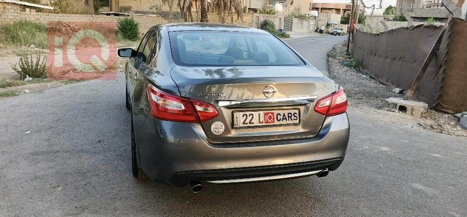 نيسان ألتيما